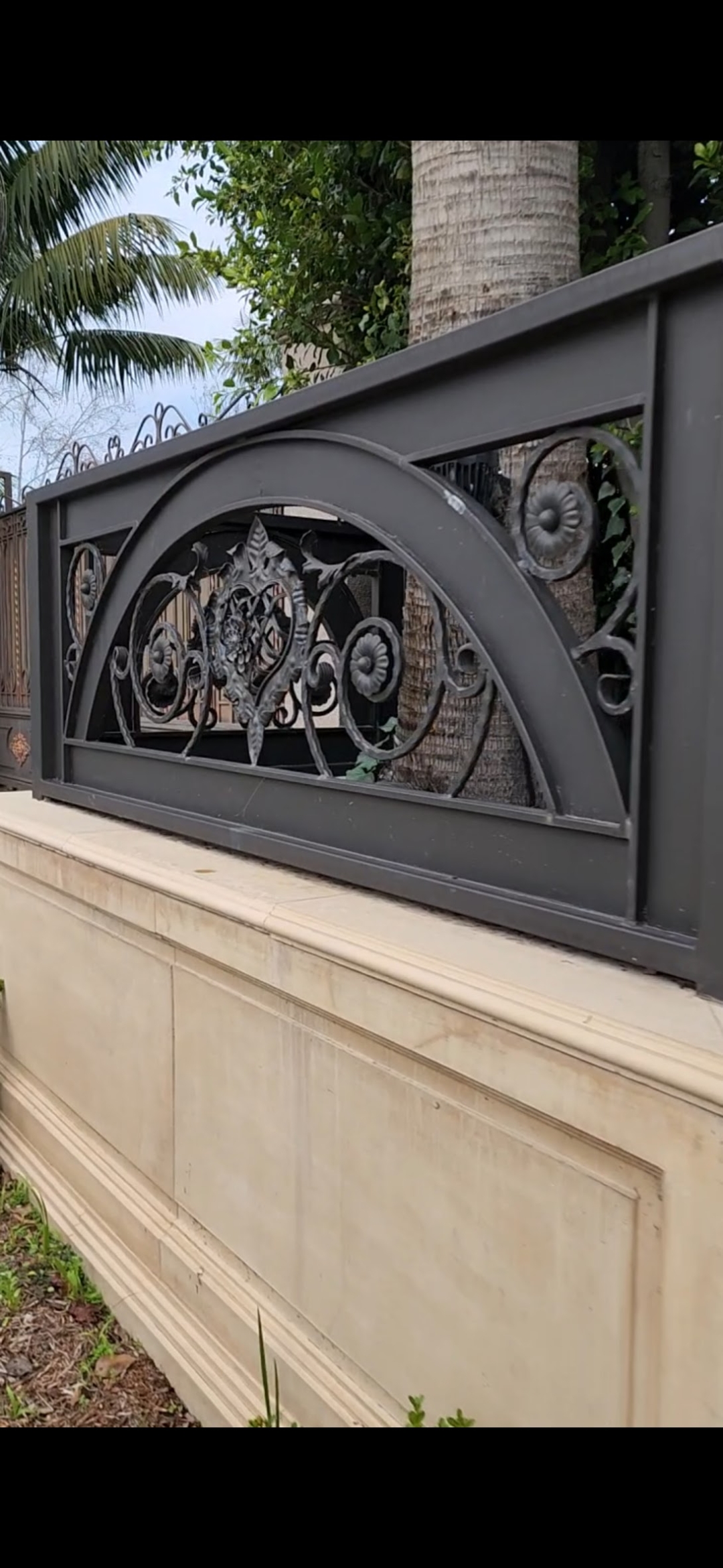 Iron Security Fences Los Angeles