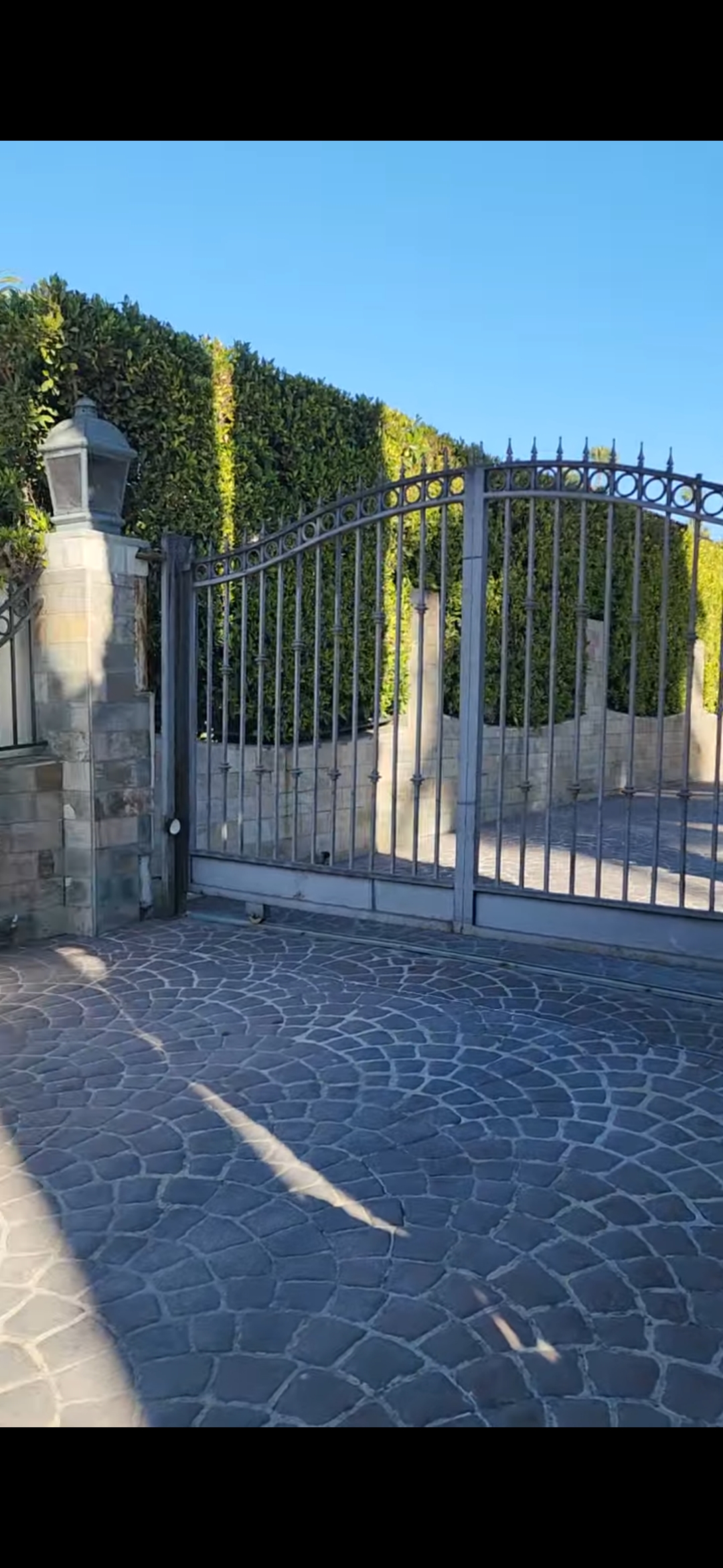 Estate Gate Arch Stone